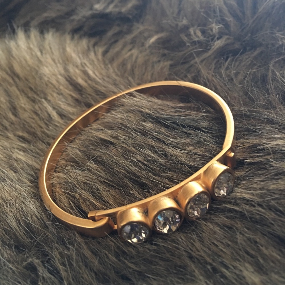 Vintage matte gold tone clear crystal bracelet
